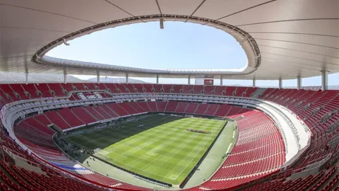 因扎吉向支持者表达谢意，持续提升自我